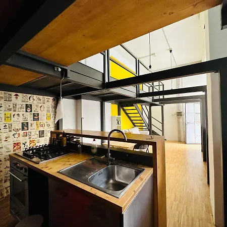 Apartment San Salvario Loft: Where Industrial Meets Urban Turin